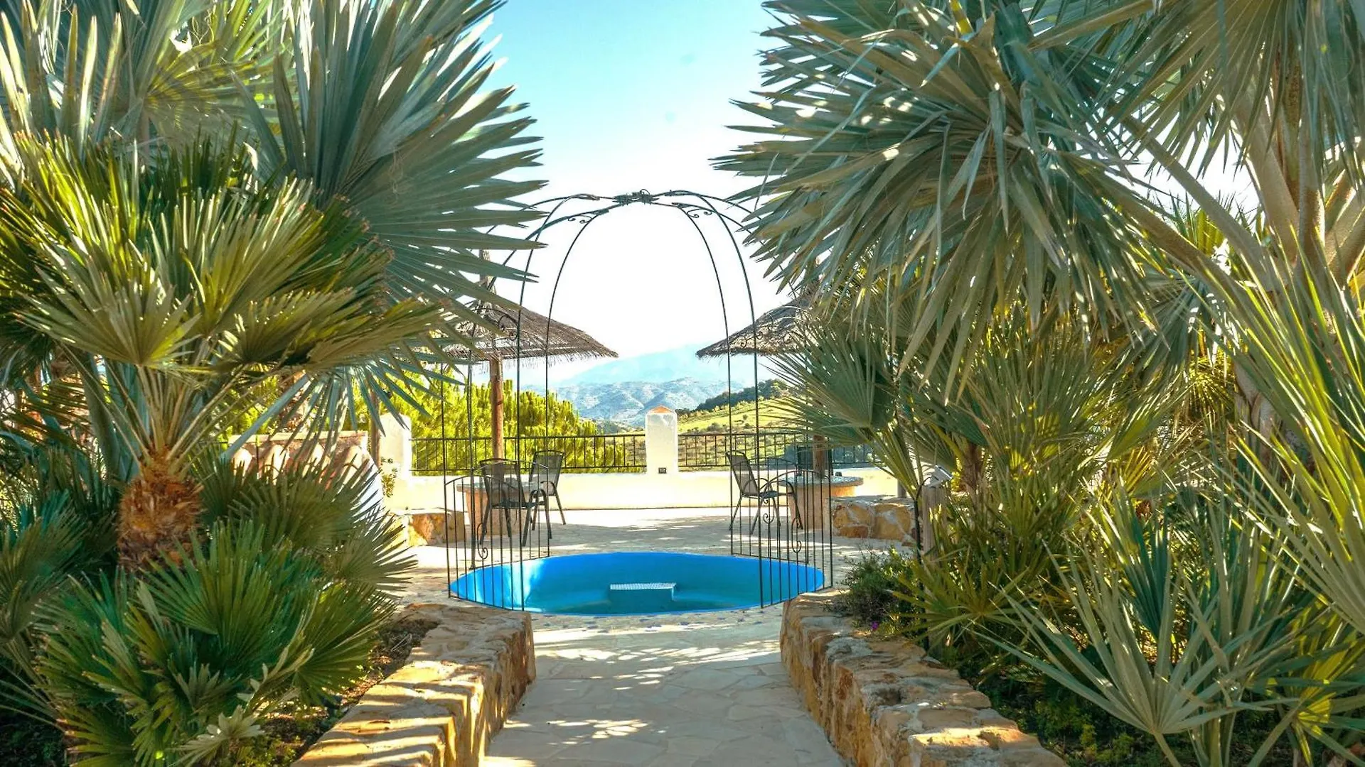Vakantiehuis Rural Cottage, With Pool & Optional Private 6 Guests Jacuzzi Tolox