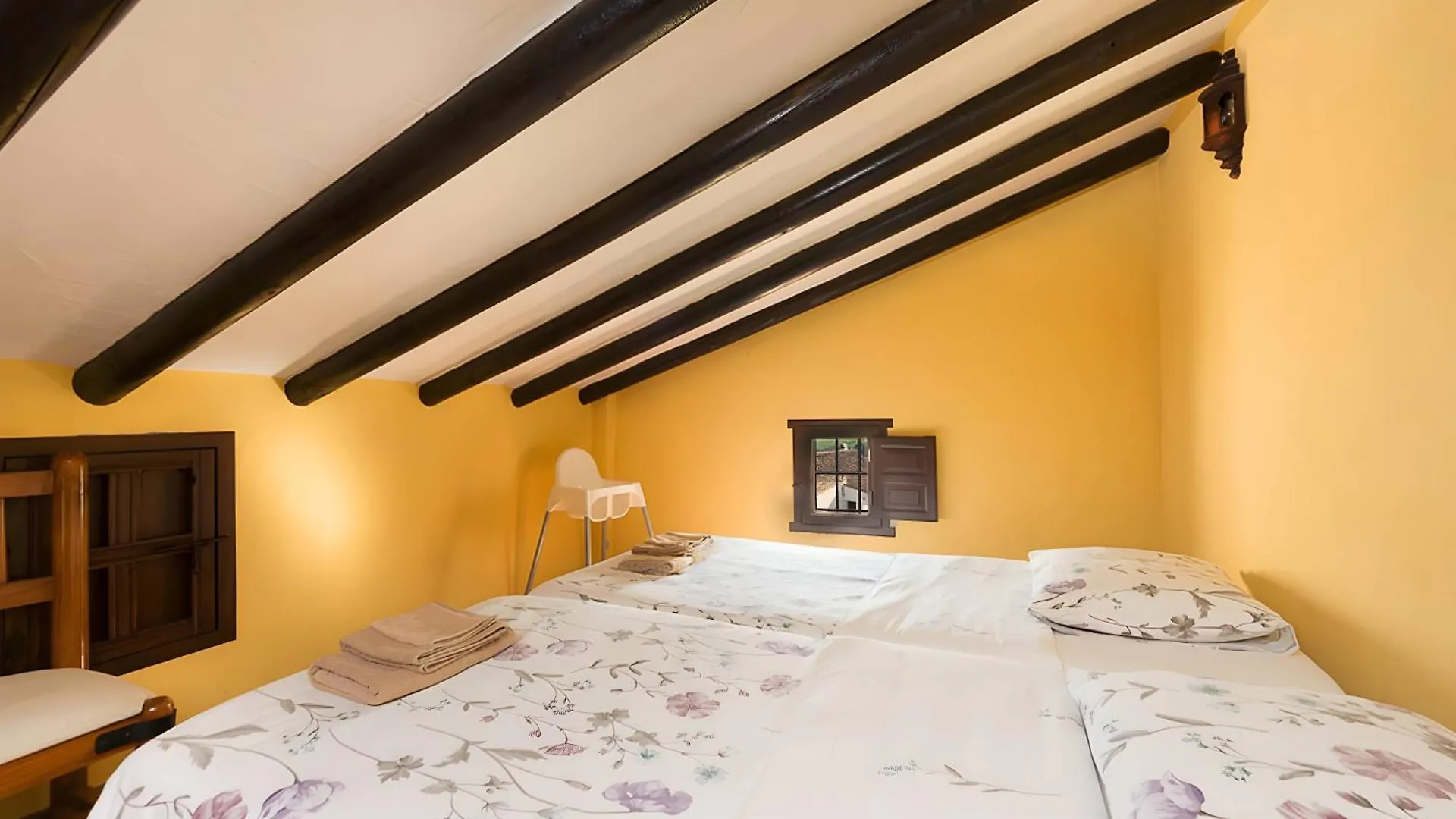 Rural Cottage, With Pool & Optional Private 6 Guests Jacuzzi 托洛克斯